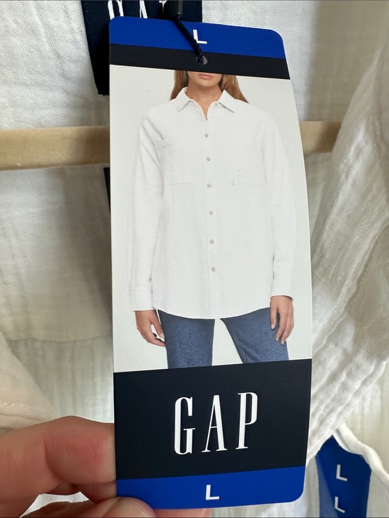 GAP Tops - NWT GAP White Button-Front Shirt